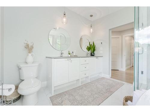 279 Geddes Street, Elora, ON - Indoor Photo Showing Bathroom