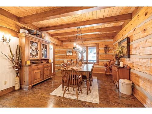 9209 27 Sideroad, Erin, ON - Indoor Photo Showing Dining Room