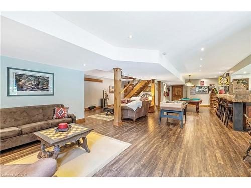 9209 27 Sideroad, Erin, ON - Indoor Photo Showing Living Room