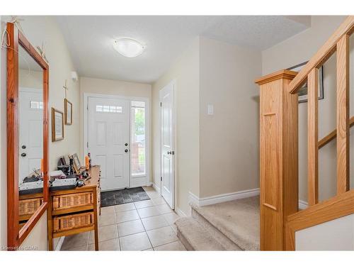 51-167 Arkell Road, Guelph, ON - Indoor Photo Showing Other Room