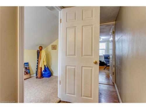 10 Pearl Street, Guelph, ON - Indoor Photo Showing Other Room