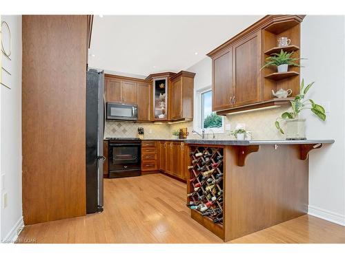 145 Wheeler Court, Rockwood, ON - Indoor Photo Showing Kitchen