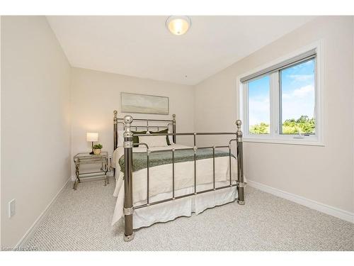 145 Wheeler Court, Rockwood, ON - Indoor Photo Showing Bedroom