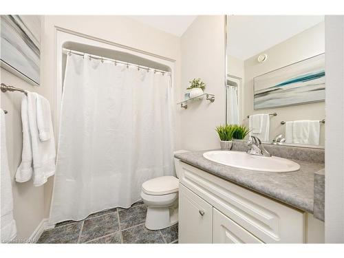 145 Wheeler Court, Rockwood, ON - Indoor Photo Showing Bathroom