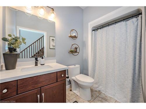 47 Healey Street, Elora, ON - Indoor Photo Showing Bathroom