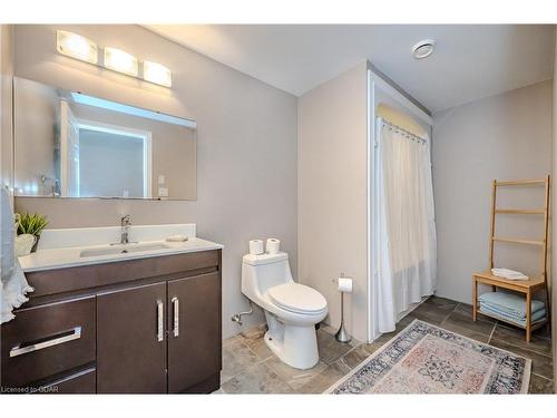 47 Healey Street, Elora, ON - Indoor Photo Showing Bathroom