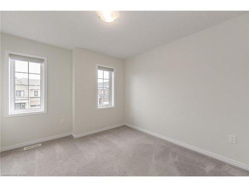 29 Mull Avenue, Caledonia, ON - Indoor Photo Showing Other Room