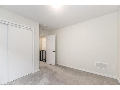 29 Mull Avenue, Caledonia, ON - Indoor Photo Showing Other Room