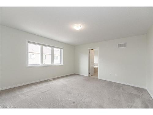 29 Mull Avenue, Caledonia, ON - Indoor Photo Showing Other Room