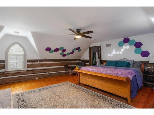 5795 Second Line, Erin, ON - Indoor Photo Showing Bedroom