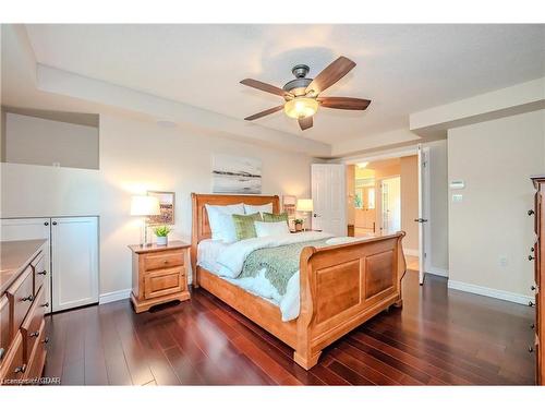 953 St David Street N, Fergus, ON - Indoor Photo Showing Bedroom