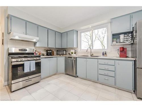 912 Scotland Street, Fergus, ON - Indoor Photo Showing Kitchen