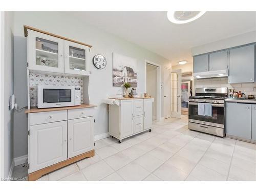 912 Scotland Street, Fergus, ON - Indoor Photo Showing Kitchen