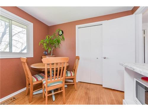 912 Scotland Street, Fergus, ON - Indoor Photo Showing Dining Room