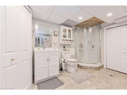 912 Scotland Street, Fergus, ON - Indoor Photo Showing Bathroom