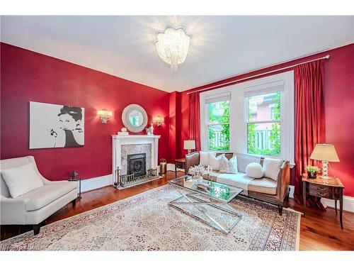 42 Liverpool Street, Guelph, ON - Indoor Photo Showing Living Room With Fireplace