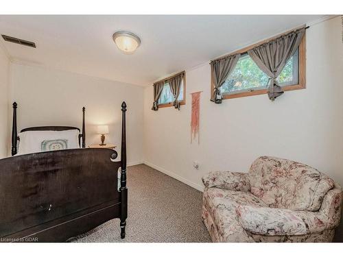 108 Brant Ave, Guelph, ON - Indoor Photo Showing Other Room