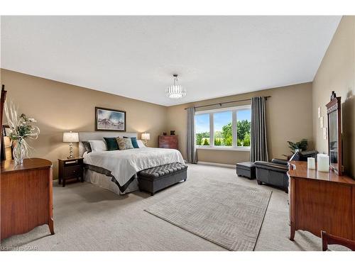 9 Blue Heron Drive, Mono, ON - Indoor Photo Showing Bedroom