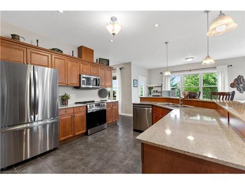 9 Blue Heron Drive, Mono, ON - Indoor Photo Showing Kitchen With Double Sink With Upgraded Kitchen