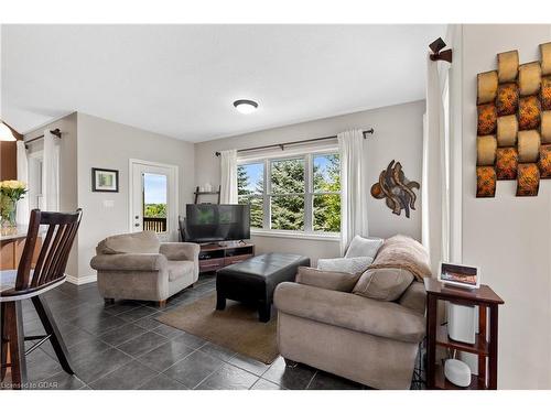 9 Blue Heron Drive, Mono, ON - Indoor Photo Showing Living Room