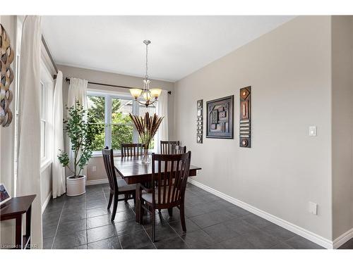 9 Blue Heron Drive, Mono, ON - Indoor Photo Showing Dining Room