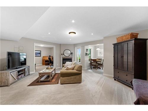 9 Blue Heron Drive, Mono, ON - Indoor Photo Showing Living Room