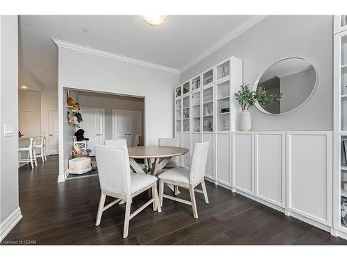 201-1880 Gordon Street, Guelph, ON - Indoor Photo Showing Dining Room