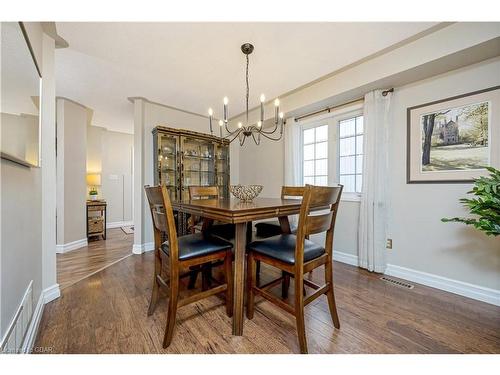 123 Academy Place, Rockwood, ON - Indoor Photo Showing Dining Room