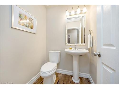 123 Academy Place, Rockwood, ON - Indoor Photo Showing Bathroom