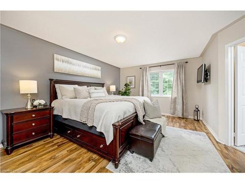 123 Academy Place, Rockwood, ON - Indoor Photo Showing Bedroom