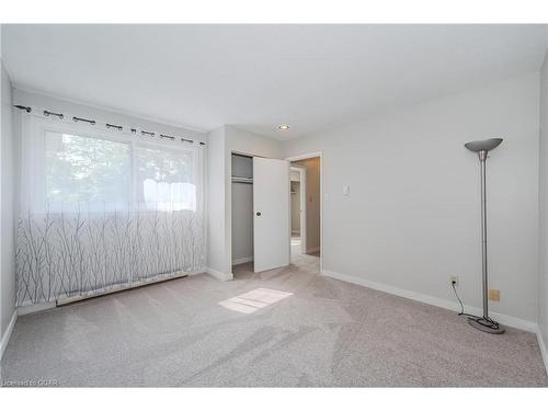 85-360 Scottsdale Drive, Guelph, ON - Indoor Photo Showing Other Room