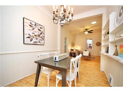 38 Ontario Street, Guelph, ON - Indoor Photo Showing Dining Room