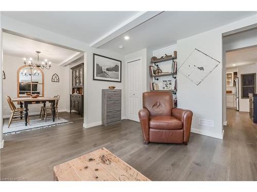 260 Garafraxa Street E, Fergus, ON - Indoor Photo Showing Living Room