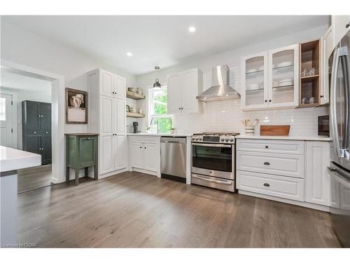 260 Garafraxa Street E, Fergus, ON - Indoor Photo Showing Kitchen With Stainless Steel Kitchen