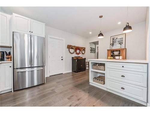 260 Garafraxa Street E, Fergus, ON - Indoor Photo Showing Kitchen