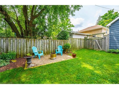 260 Garafraxa Street E, Fergus, ON - Outdoor With Backyard