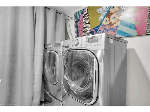 408-106 Bard Boulevard, Guelph, ON - Indoor Photo Showing Laundry Room