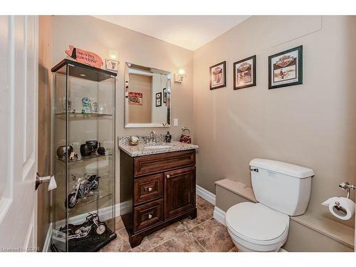 7568 Marden Road, Guelph/Eramosa, ON - Indoor Photo Showing Bathroom