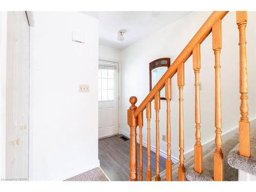 8 Chadwick Avenue, Guelph, ON - Indoor Photo Showing Other Room