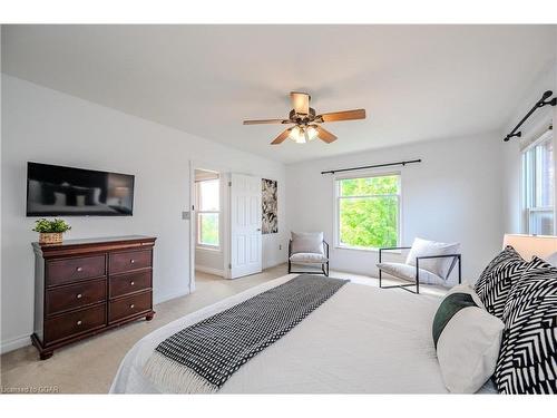 61 Clairfields Drive E, Guelph, ON - Indoor Photo Showing Bedroom