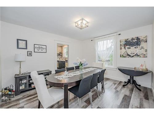 39 Harris Street, Guelph, ON - Indoor Photo Showing Dining Room