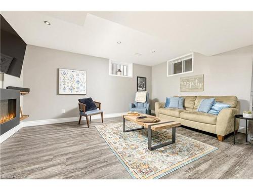 9 Warren Street, Guelph, ON - Indoor Photo Showing Living Room With Fireplace