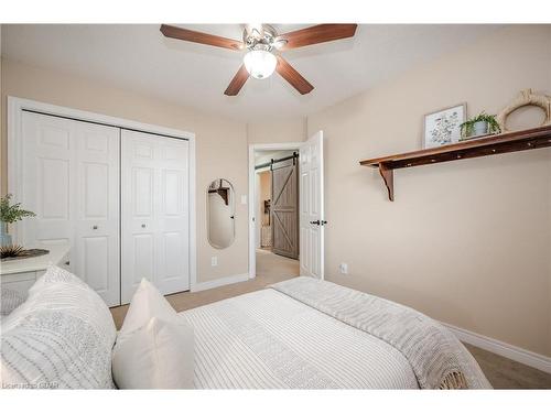 47 Bowen Drive, Guelph, ON - Indoor Photo Showing Bedroom