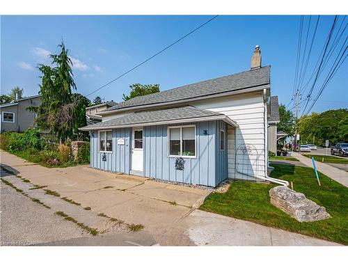 31 Geddes Street, Elora, ON - Outdoor