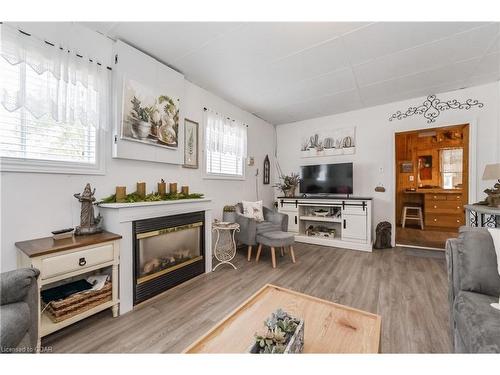 31 Geddes Street, Elora, ON - Indoor Photo Showing Living Room With Fireplace