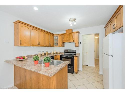 28 Drohan Drive, Guelph, ON - Indoor Photo Showing Kitchen With Double Sink