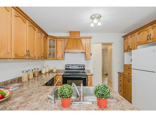 28 Drohan Drive, Guelph, ON - Indoor Photo Showing Kitchen