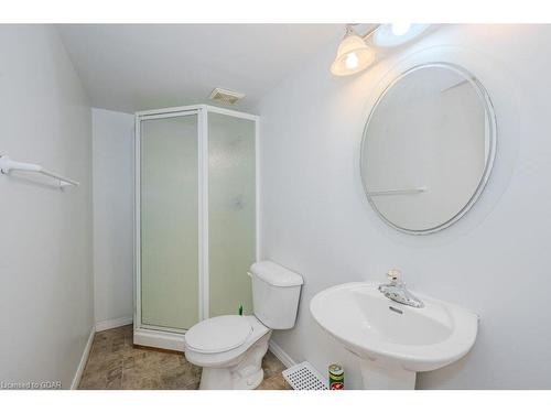 28 Drohan Drive, Guelph, ON - Indoor Photo Showing Bathroom