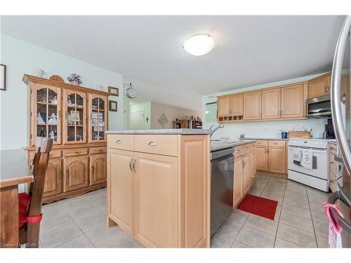 60 Stanley Crescent, Elora, ON - Indoor Photo Showing Kitchen