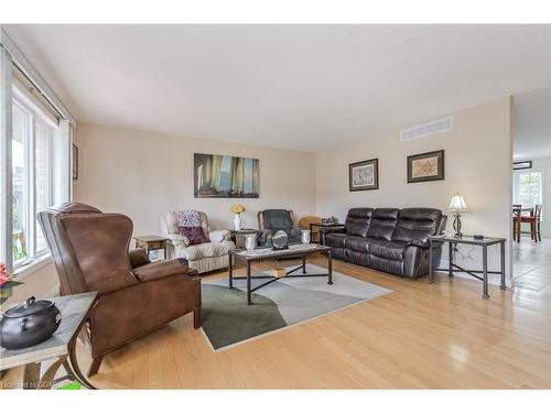 60 Stanley Crescent, Elora, ON - Indoor Photo Showing Living Room